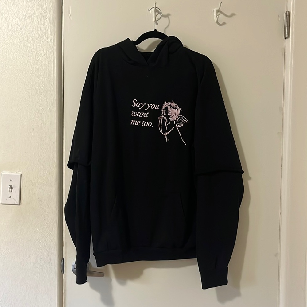 Boys lie black sweatshirt